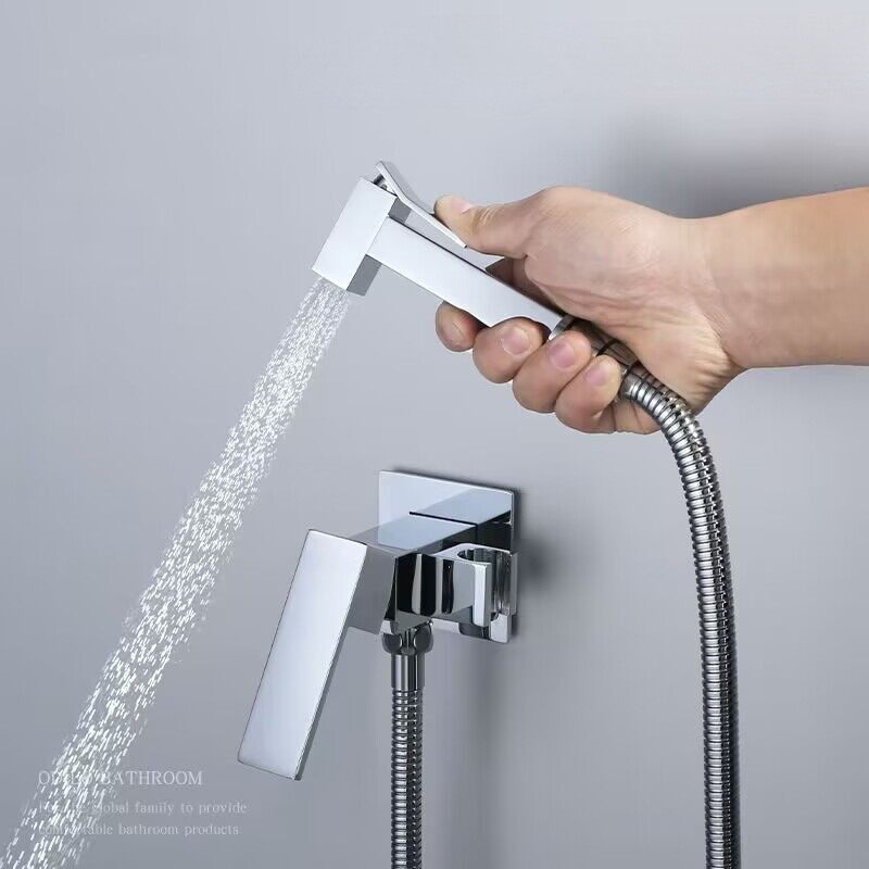 Cross-border all-copper toilet flushing spray gun, concealed installation of cold and hot single-hole square and round washbasin, toilet and bathroom cleaning water gun details Picture
