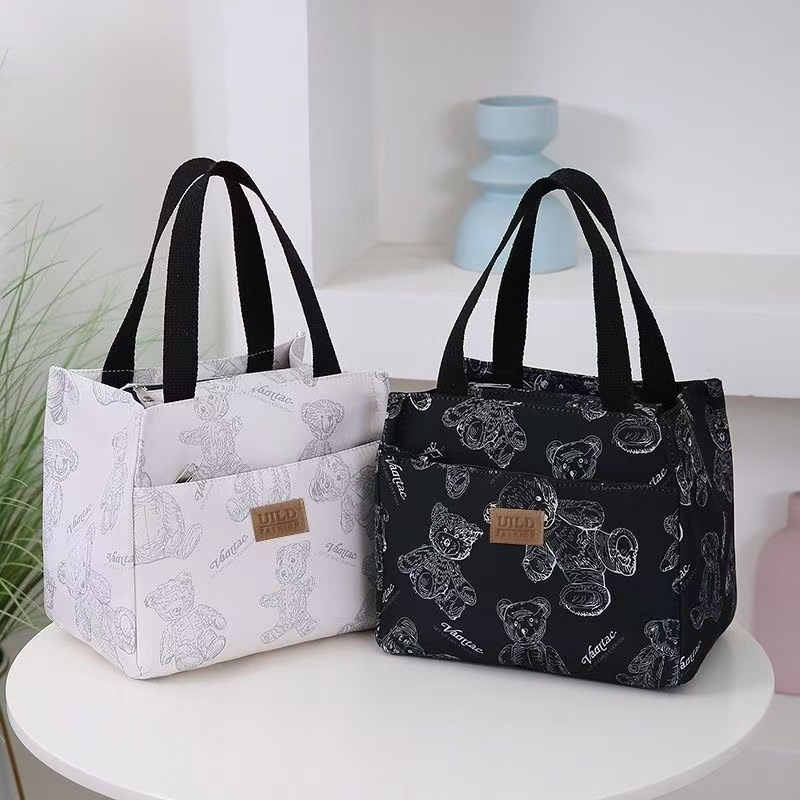 New handbag bento for mommy and office workers. Oxford cloth with rice for work. Fashionable lunch box with large capacity full figure