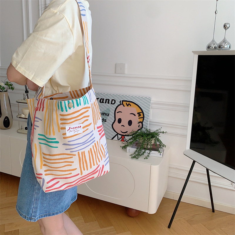 35201 ins canvas color-blocking striped cosmetic bag, large-capacity crossbody single-shoulder bag, work commuting handbag Specification drawing