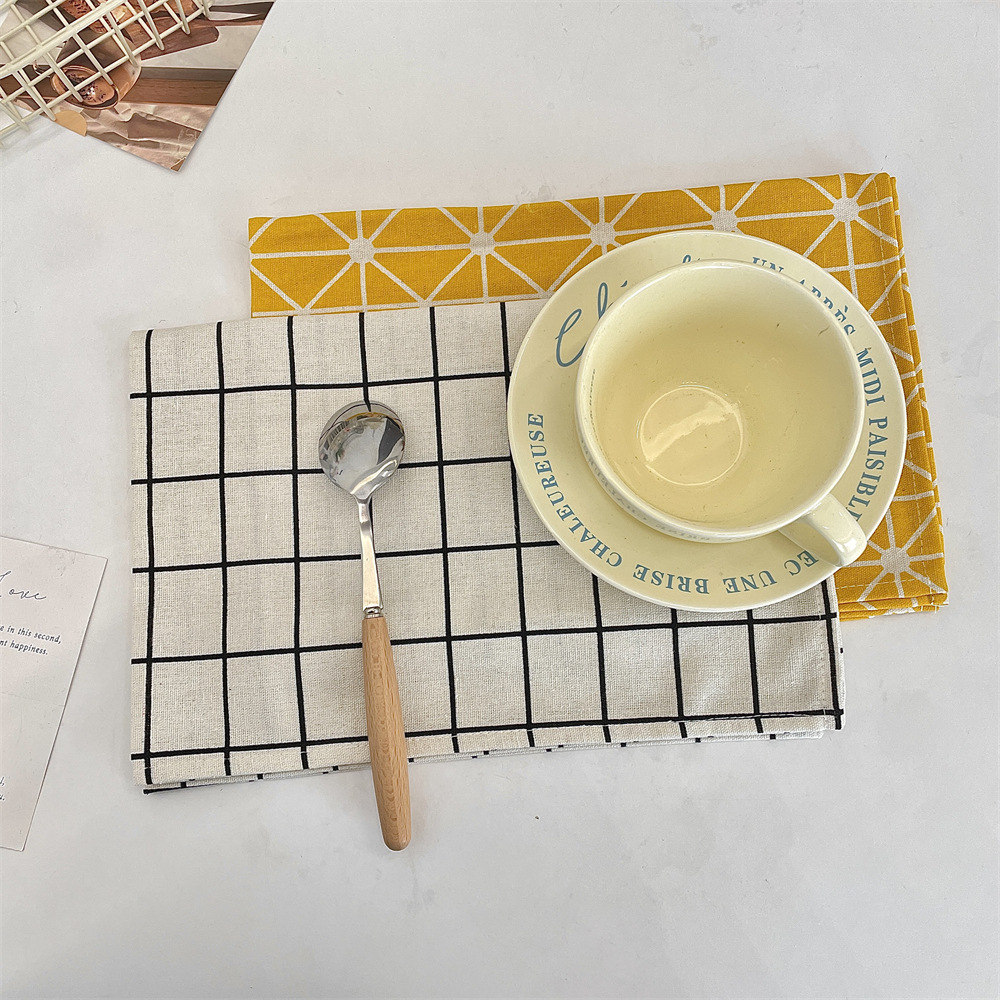 bj250220 cotton and linen printed restaurant placemats, shooting props, coasters, heat insulation pads, table MATS, stain-resistant and oil-resistant fabric details Picture