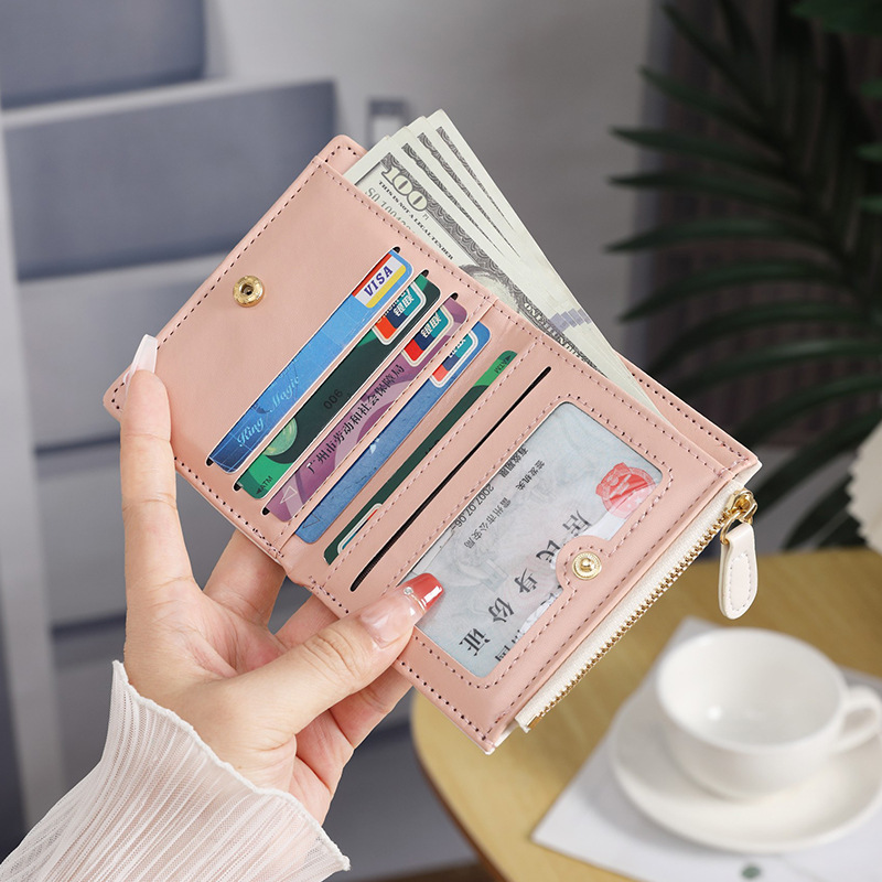 This short Korean-style embroidered wallet for girls is cute and fresh. It is a multi-slot folding zipper small wallet and card case integrated details Picture