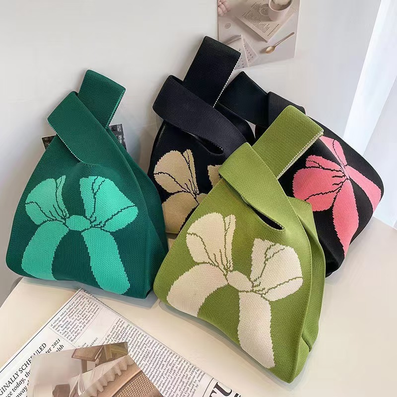 Wholesale of new ins trendy handbags, women's knitted woolen bucket bags, casual tote bags and lunch boxes Specification drawing