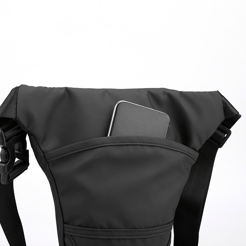 Factory direct sales of new men's outdoor cycling leg bags, casual sports waist bags, multi-functional chest bags and crossbody bags for cross-border sales Application Scenario
