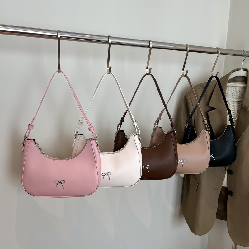 Fashionable hand-held shoulder bag 2025 new cross-border retro simple and versatile crossbody bag for women, crescent-shaped underarm bag for women full figure