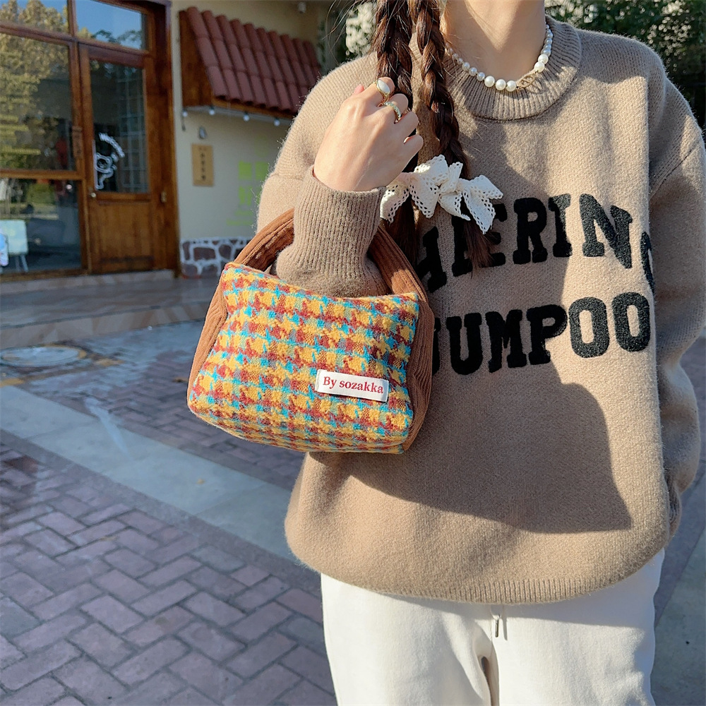 31194 Autumn and Winter new thousand-bird check woolen handbag, new hand-held bag, portable shopping hand-held bag full figure