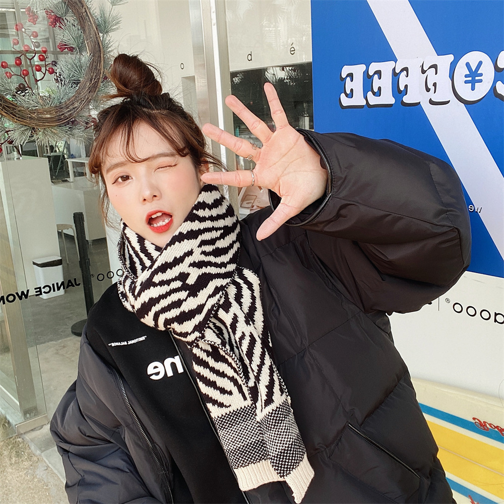 012211 Zebra print scarf for women, thickened and warm new winter style, couple and student scarves, Korean style versatile shawl full figure