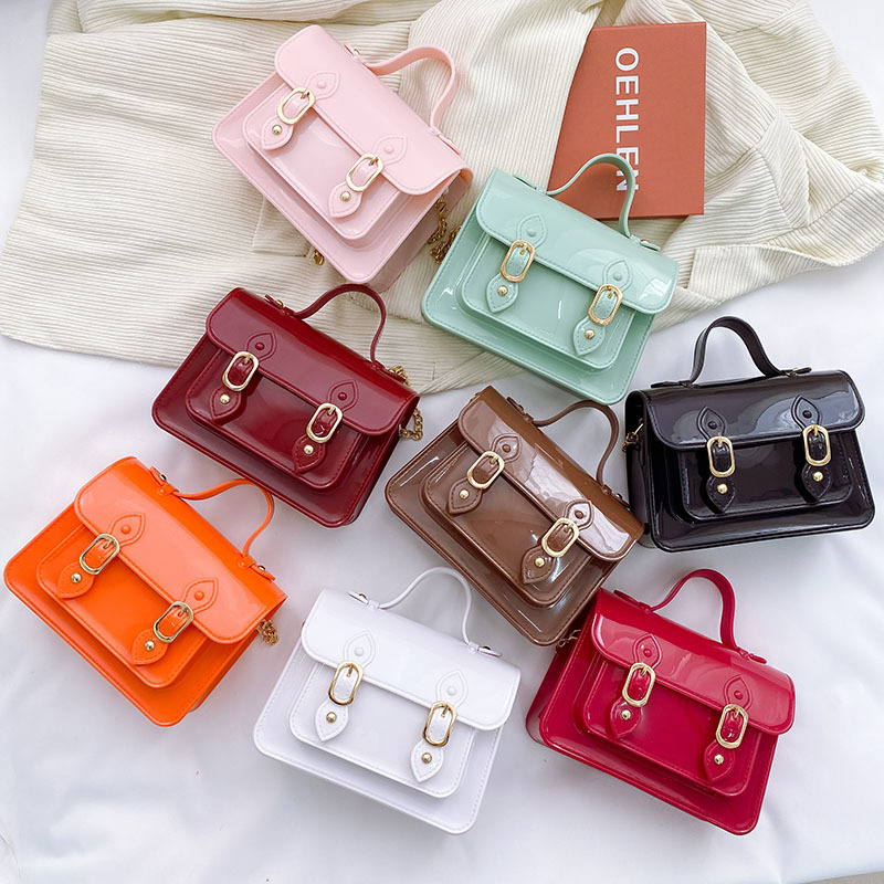 The 2025 new summer jelly bag, a fresh and cute magnetic clasp hand-held Cambridge bag, a casual and stylish single-shoulder crossbody bag full figure