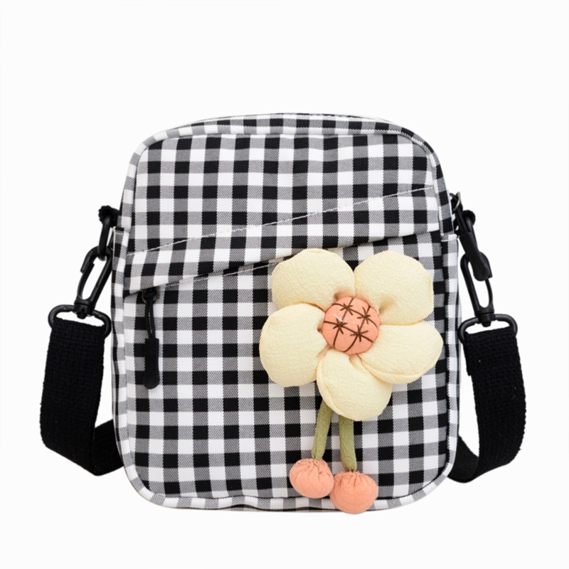 Fresh and sweet single-shoulder bag, 2022 new trend checkered phone bag, cute and fashionable flower school commuting crossbody bag Item Picture