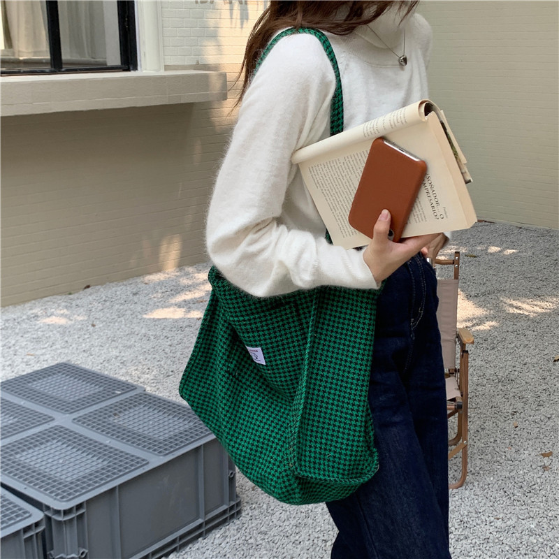 19141 Autumn/Winter New style Thousand-bird checkered Tote bag, Korean-style woolen single-shoulder canvas bag, female student large capacity cloth bag Application Scenario