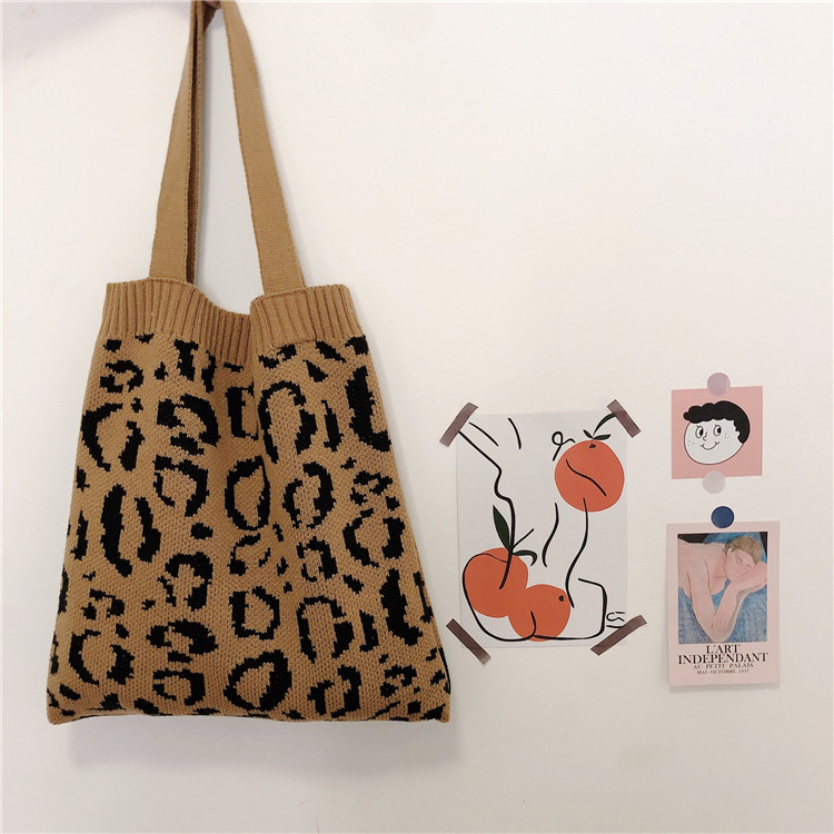 910231 Korean version autumn and winter knitted shopping bag, leopard print woven single-shoulder ins casual hand-held woolen fabric bag details Picture