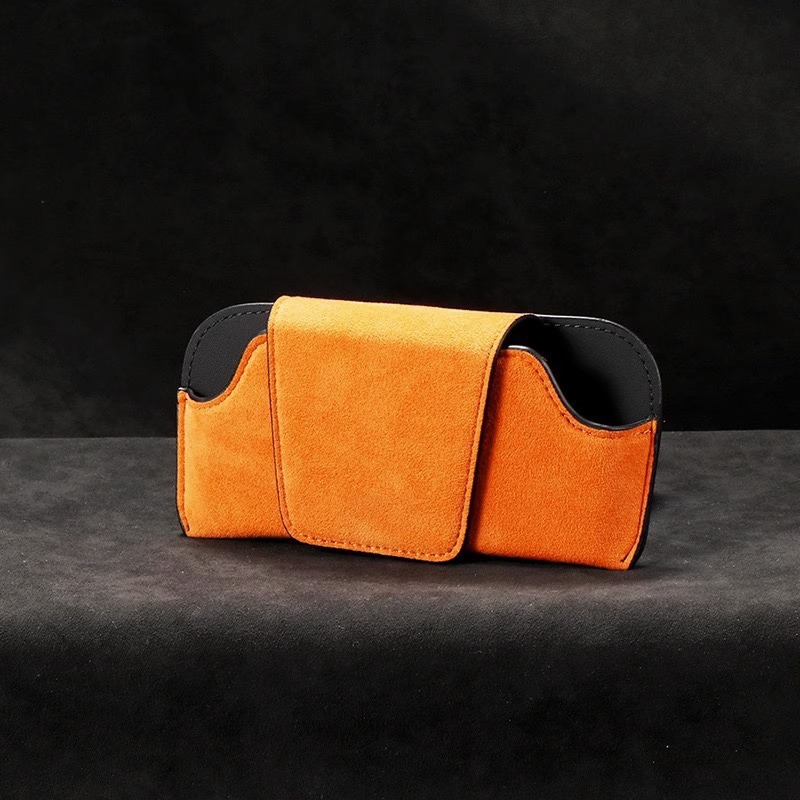 Car glasses case, sun visor, sunglasses clip, driver's glasses clip inside the car, sunglasses, car storage box, glasses frame Specification drawing