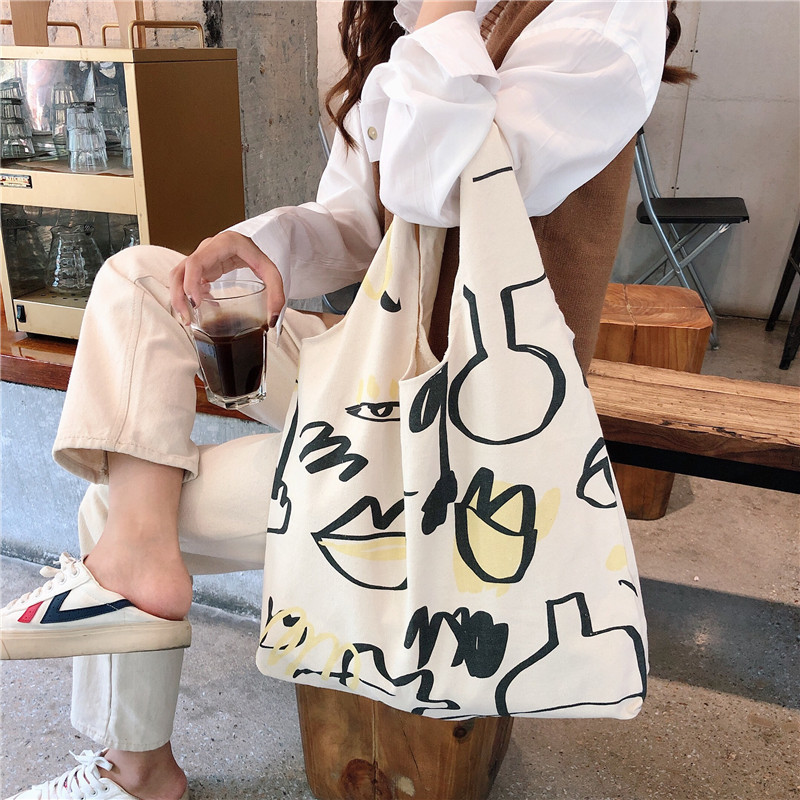 99301 Japanese laid-back style Instagram simple graffiti line single-shoulder bag, canvas bag, shopping bag, female student cloth bag full figure