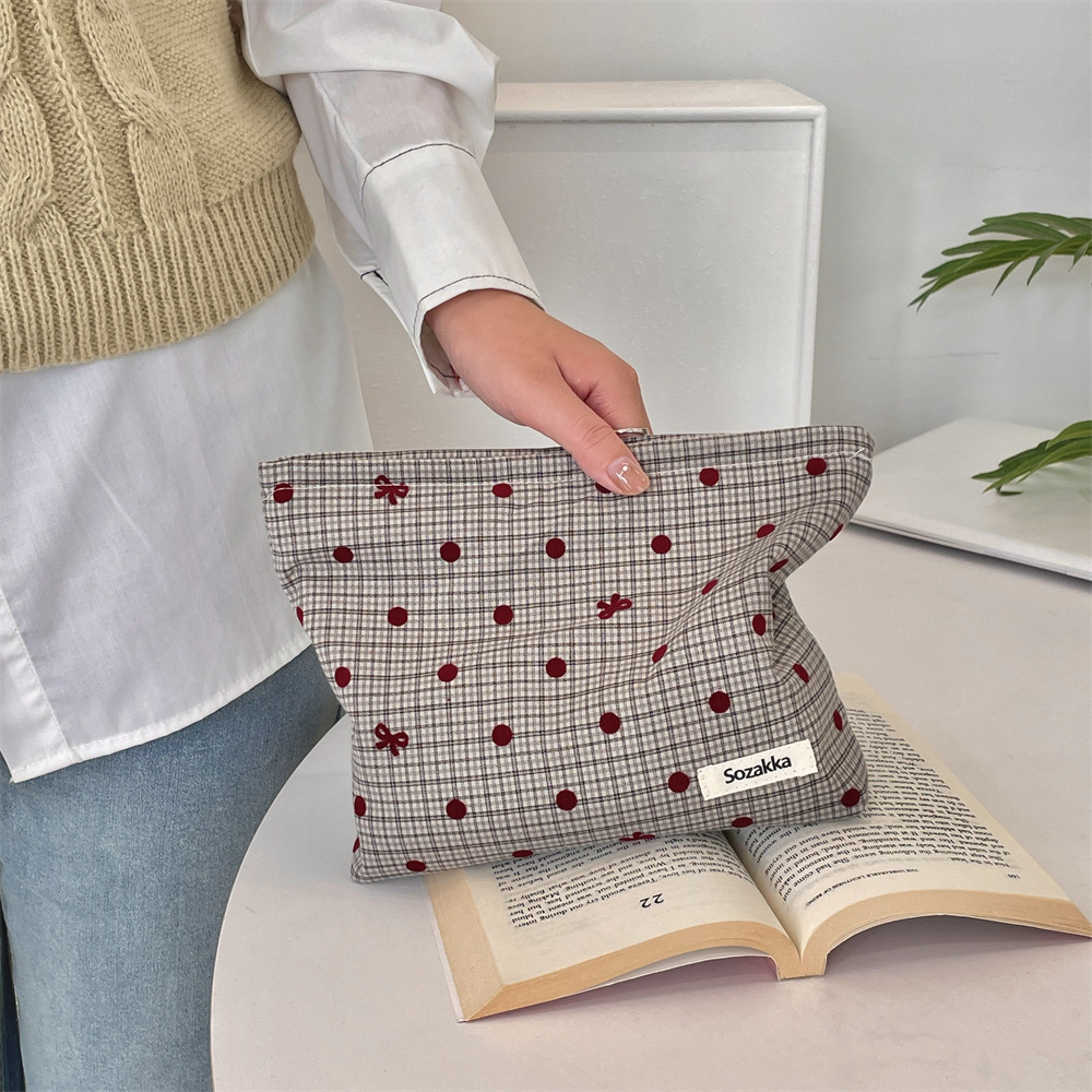 410181 Cosmetic Bag for Autumn and Winter 2024, large-capacity polka dot bow cosmetic storage, shopping clutch Specification drawing