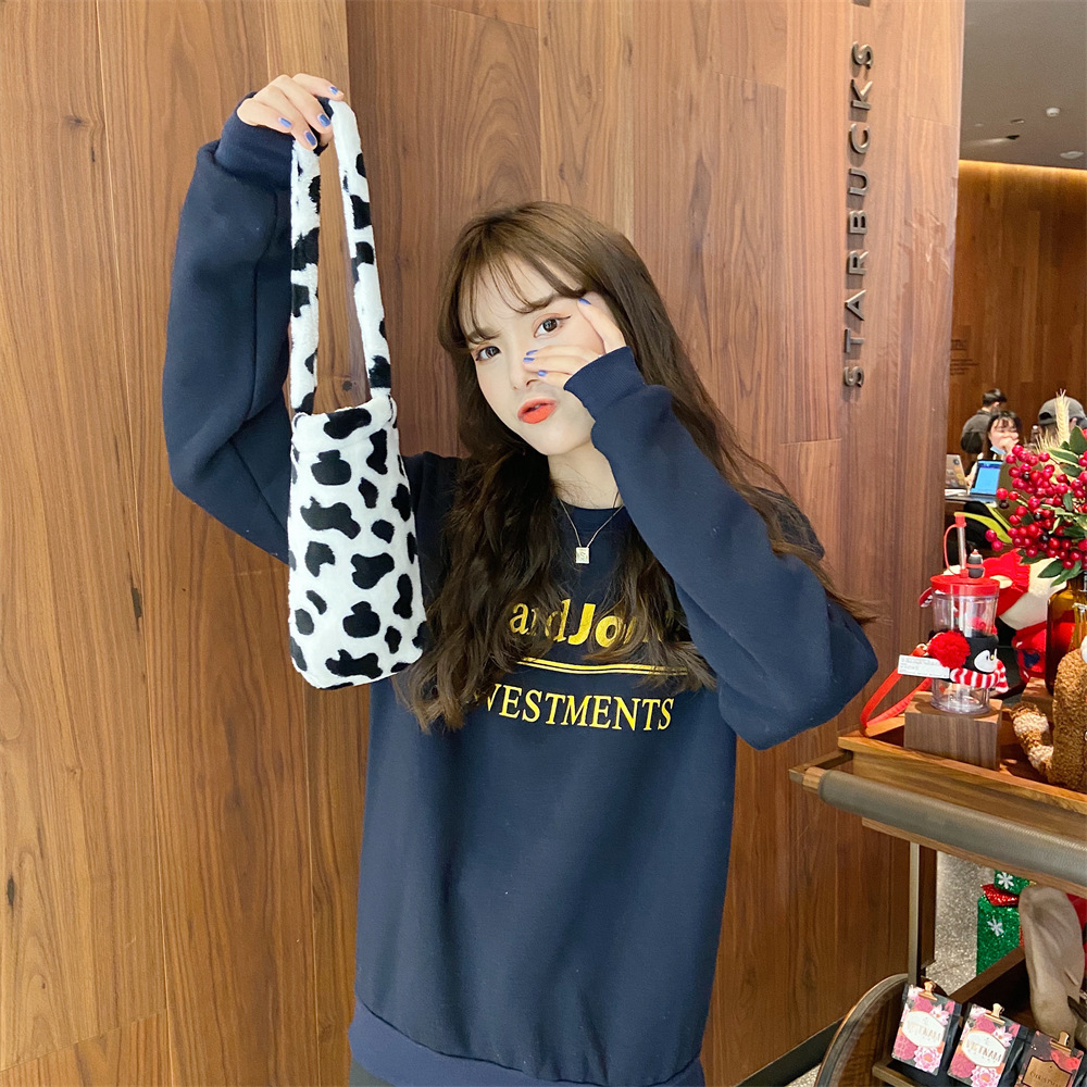 011181 Korean-style Instagram cute plush cow print student cup bag for class, hand-held check cup sleeve for commuting to work full figure