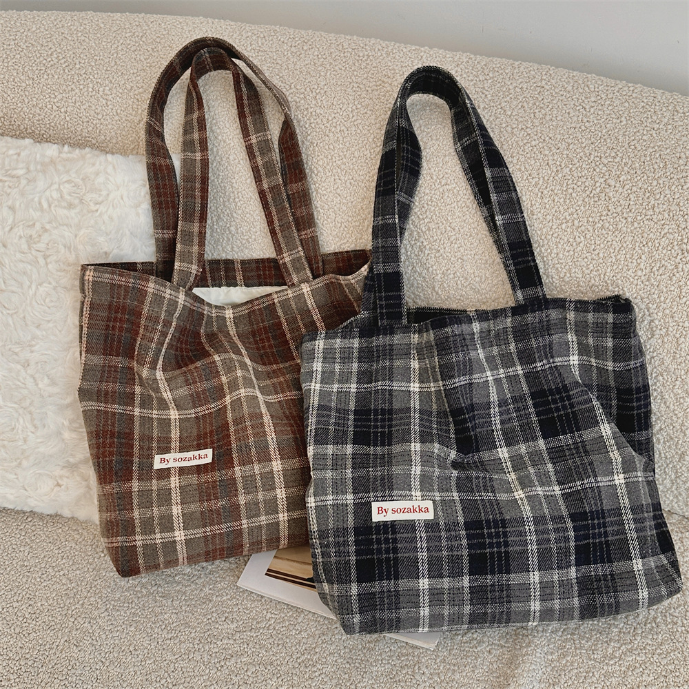 311021 Autumn/Winter large-capacity single-shoulder bag, ins style versatile checkered bag, women's canvas bag, student commuter tote bag Specification drawing