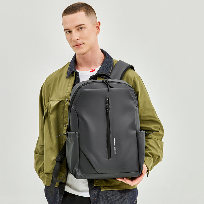 The new WEPOWER men's backpack is a versatile and trendy 16-inch computer bag for commuting and a simple business backpack Specification drawing
