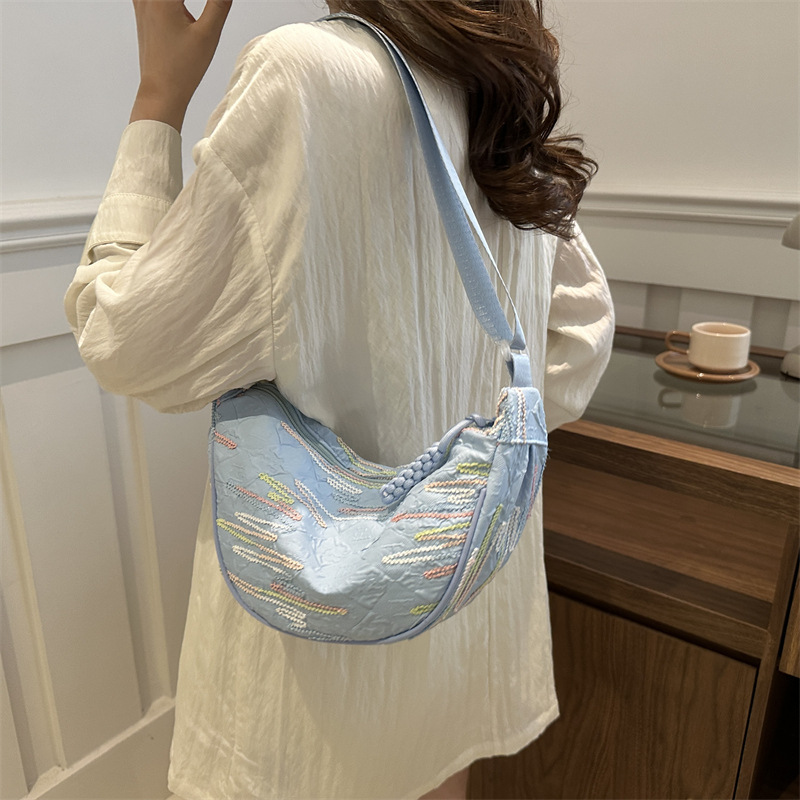 New, fresh, fashionable and simple dumpling bag, versatile large-capacity single-shoulder bag, portable crossbody bag for women wholesale Specification drawing