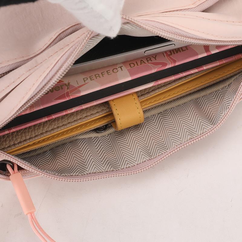 Fashion Women's Bag 2024 Autumn New Nylon fabric small shoulder bag, cross-border trend for women, casual crossbody small square bag details Picture