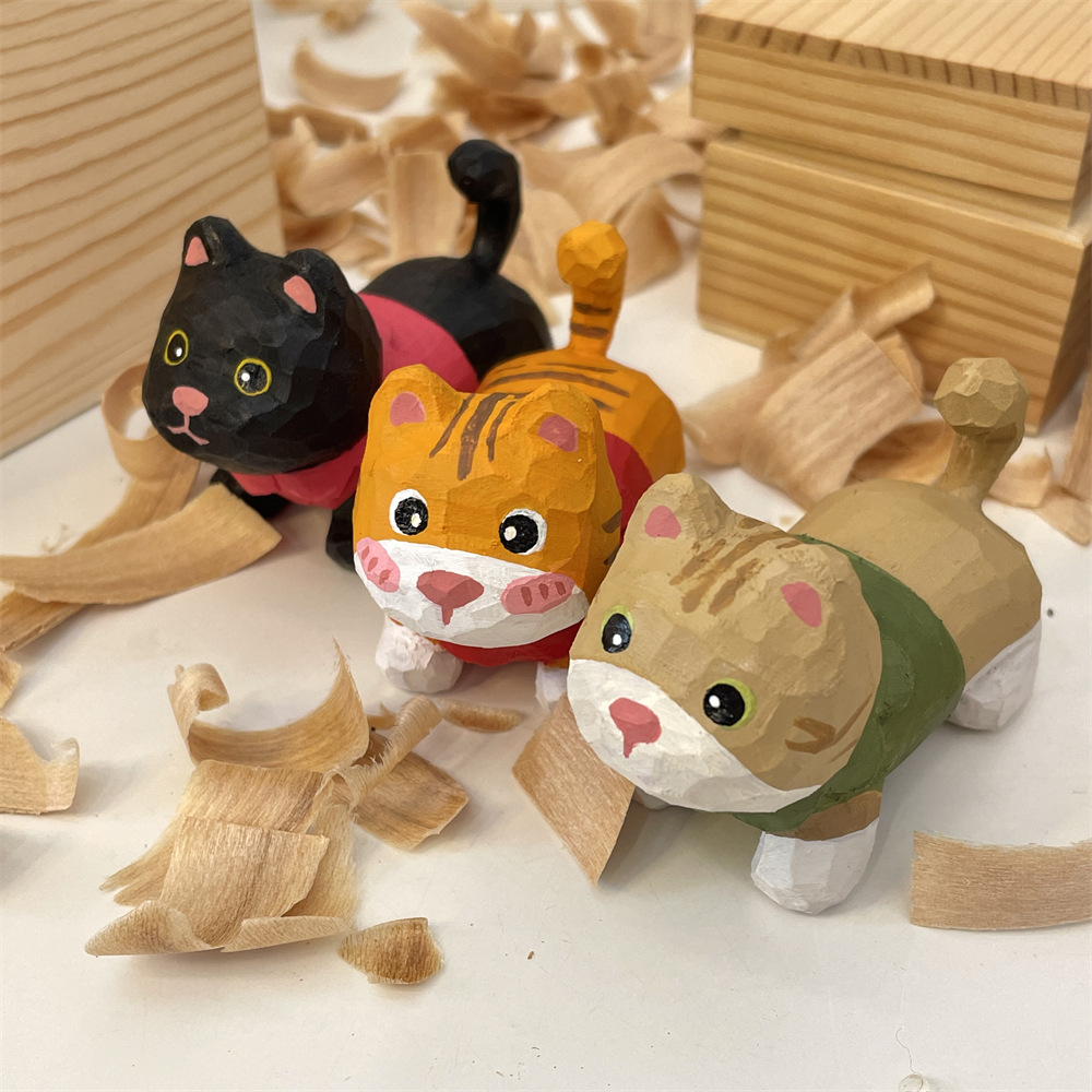 MXX4112 Hand-painted cat wood carving office desk small decoration Car pendant Creative gift for girls and couples details Picture