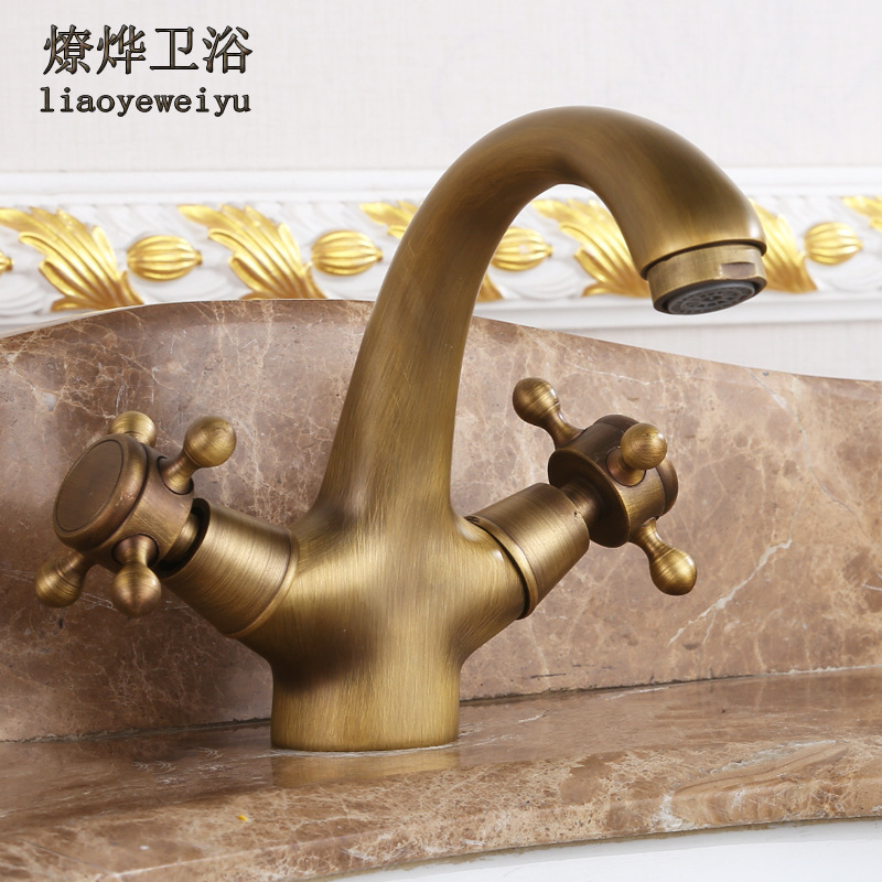 All-copper European-style antique hot and cold water faucet, washbasin, horn faucet, retro kitchen sink, rotatable retro faucet full figure