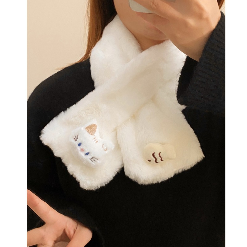 Cartoon cat scarf, sweet and girlish, warm and fluffy scarf, Japanese crossover short thick scarf, school style details Picture