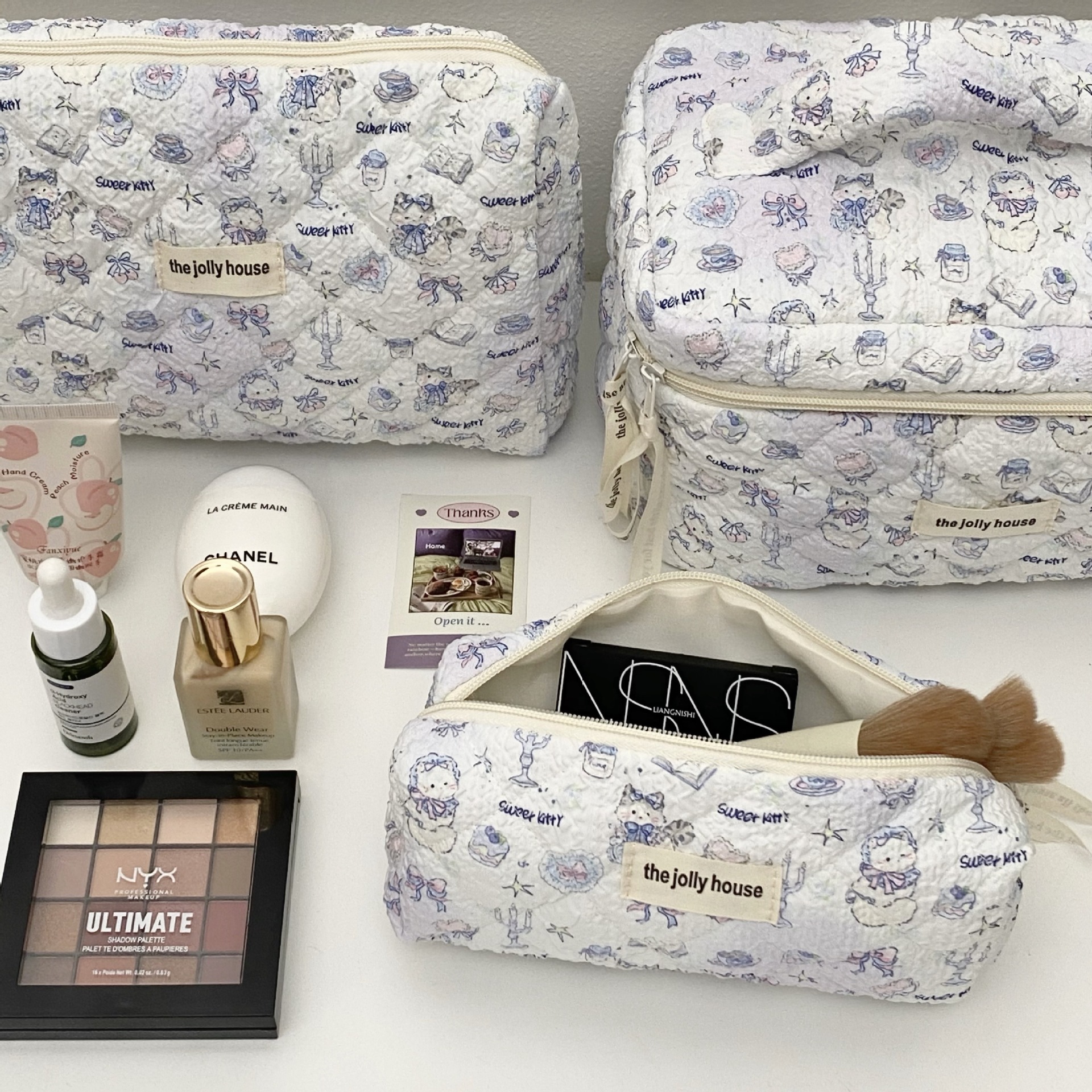 Nai Hu Hu Floral Cat Makeup Bag for Women's ins portable large-capacity travel cosmetics hand-held toiletry bag full figure