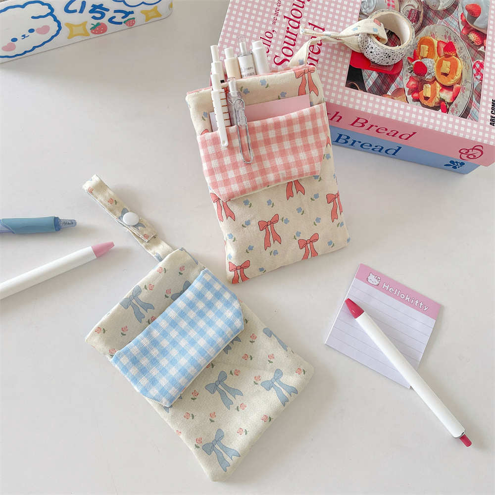 53172 Floral Print Nurse Pen case with chest pocket, portable double-layer pen cap storage and organization bag, stationery box full figure