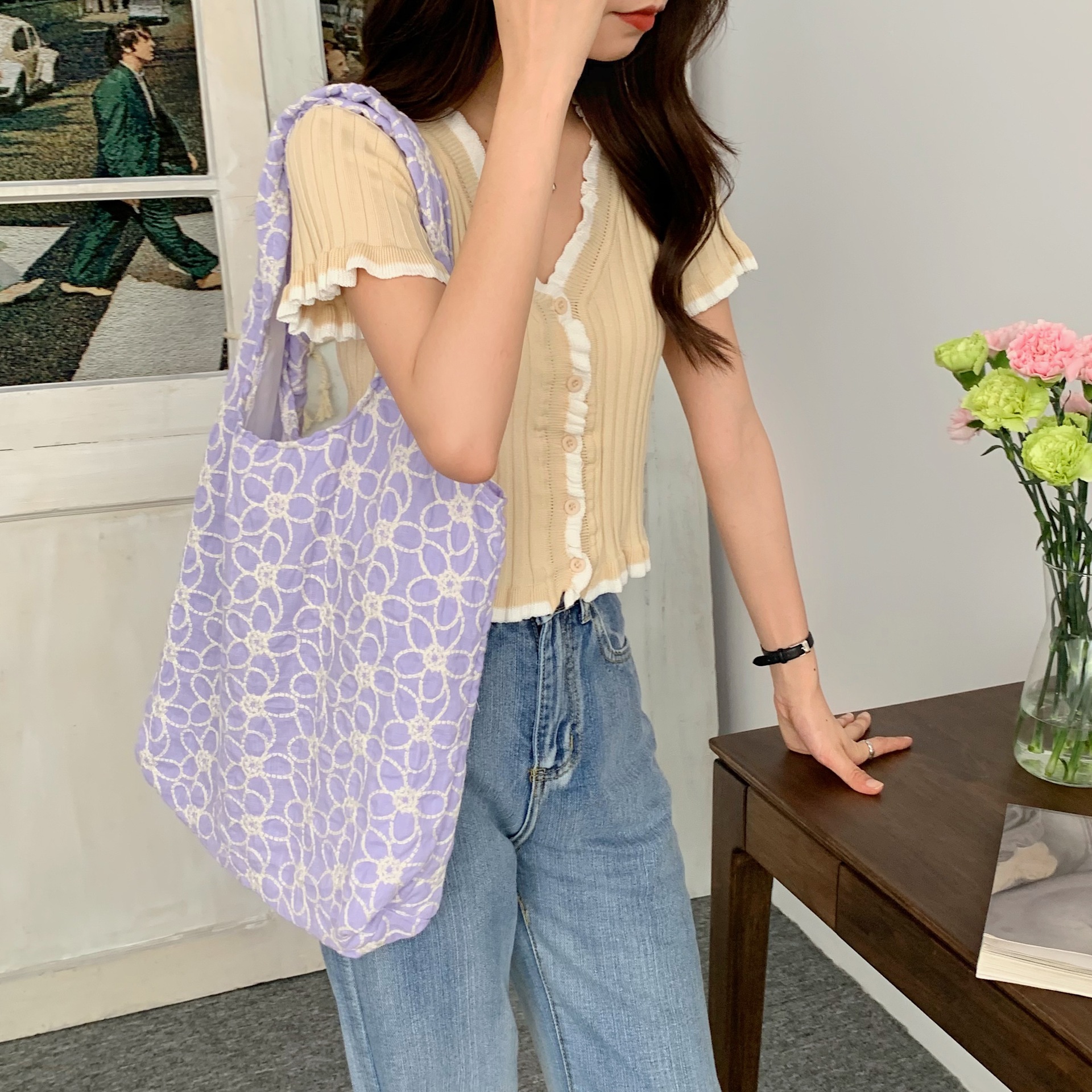 15241 Japanese and Korean ins three-dimensional embroidered flower canvas bag, trendy single-shoulder underarm bag, college student shopping cloth bag details Picture