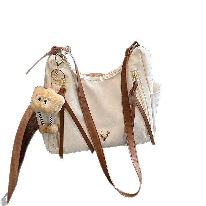 Large-capacity bags, women's 2025 bestsellers, fashionable and versatile crossbody bags, high-end single-shoulder bags, simple commuter tote bags Item Picture