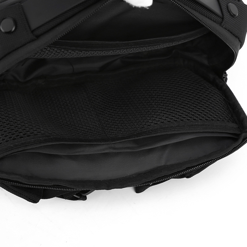 wepower's new men's crossbody bag, multi-functional sporty and trendy waist bag, and outdoor single-shoulder small crossbody bag Item Picture
