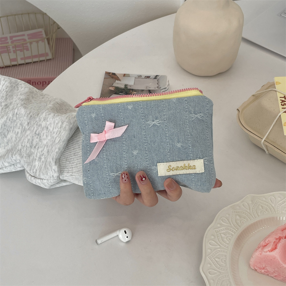 410211 Korean version embroidered bow, denim coin purse, coin key, storage bag, card case, small items organization details Picture