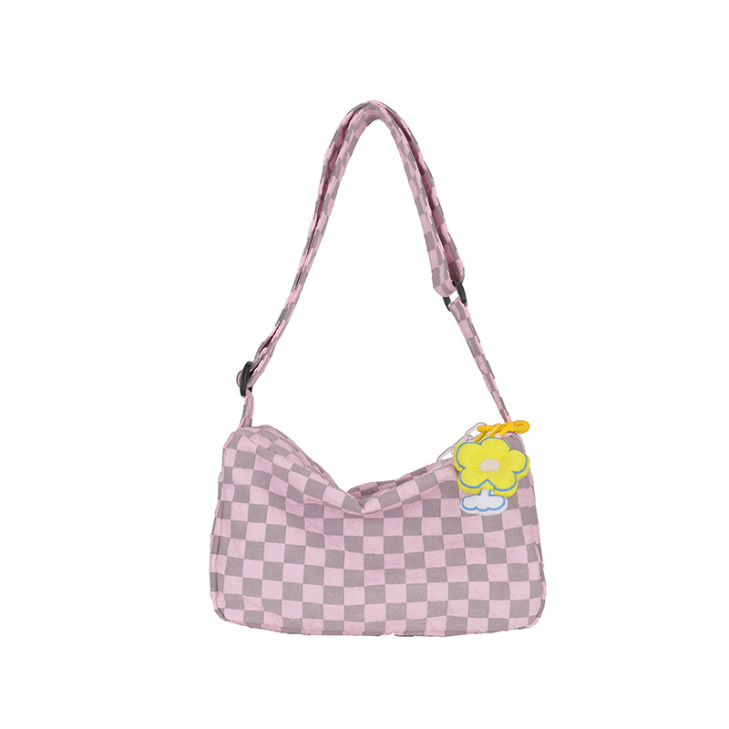 The 2022 new style of the crossbody bag from the Women's forest series is unique, cool, square, simple and fashionable. It is a solid color single-shoulder bag for students' classes Item Picture