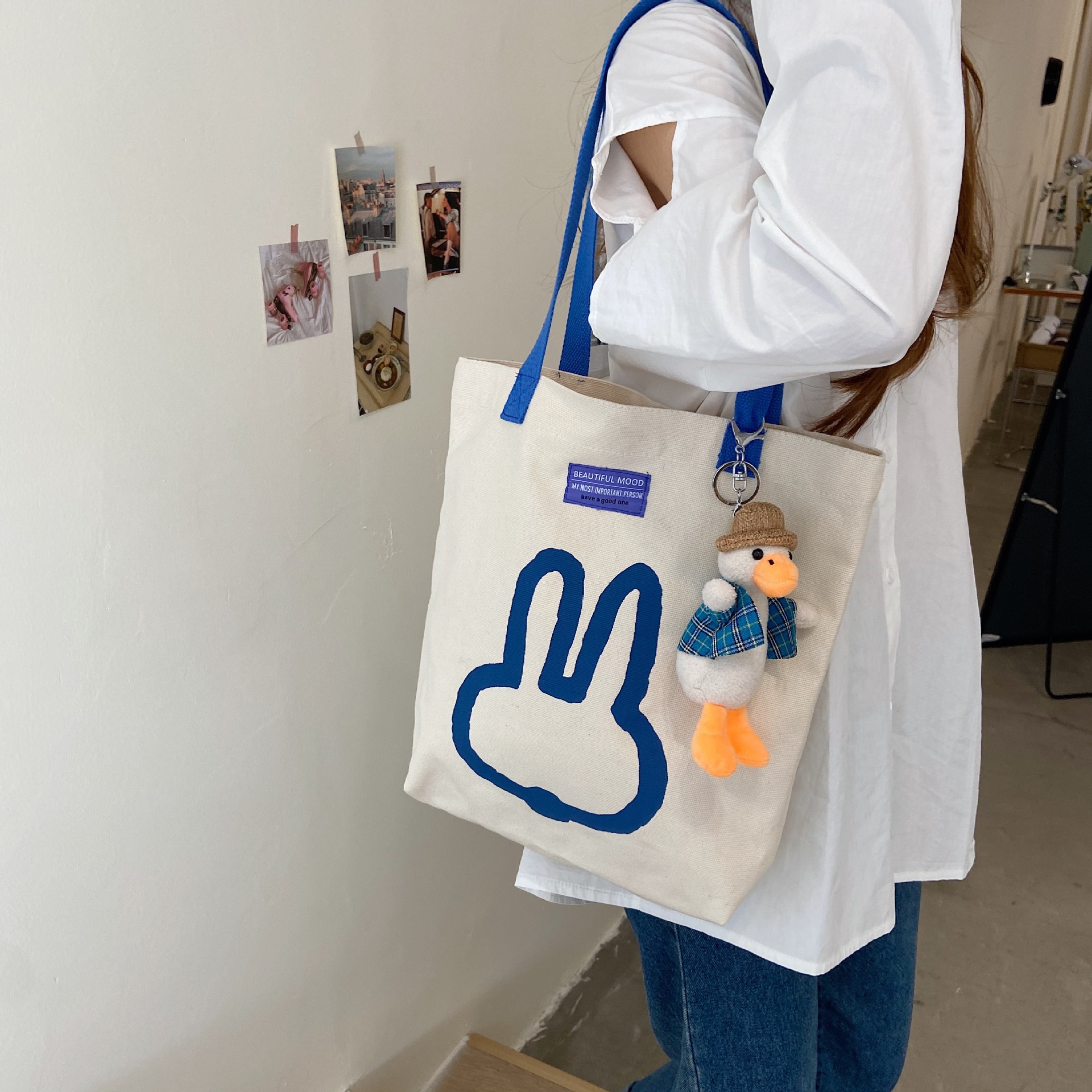 08312 Cartoon printed single-shoulder canvas bag, Japanese style, Korean version canvas bag, student large-capacity hand-held women's bag for commuting details Picture