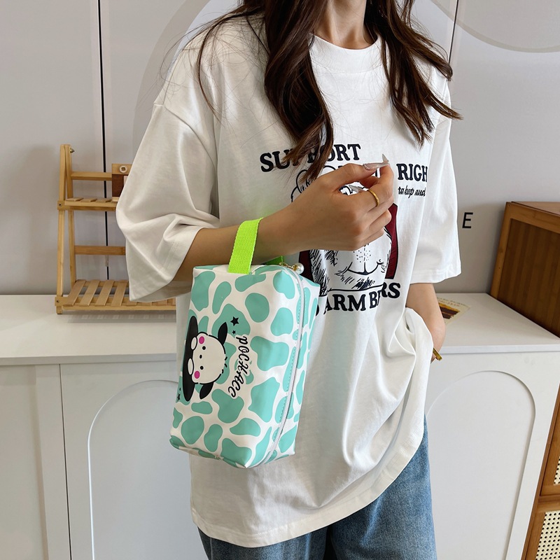2024 Japanese-style girlish casual large-capacity makeup bag, unique and beautiful storage bag, simple and individual hand-held bag Specification drawing