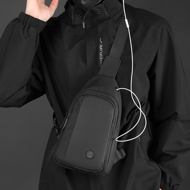 The new WEPOWER men's crossbody bag with a simple and high-end Korean style is a practical outdoor casual chest backpack Specification drawing