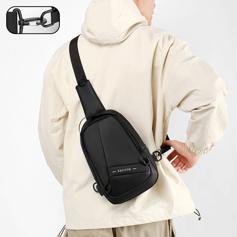 The new waterproof single-shoulder bag with a chest cover is a casual and fashionable outdoor commuting backpack and a lightweight men's crossbody bag for travel Specification drawing