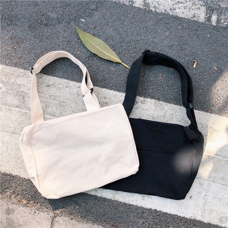 【 In Stock 】91164 Korean version of the laid-back canvas crossbody bag, Haraju-style campus student single-shoulder bag, large bag Item Picture