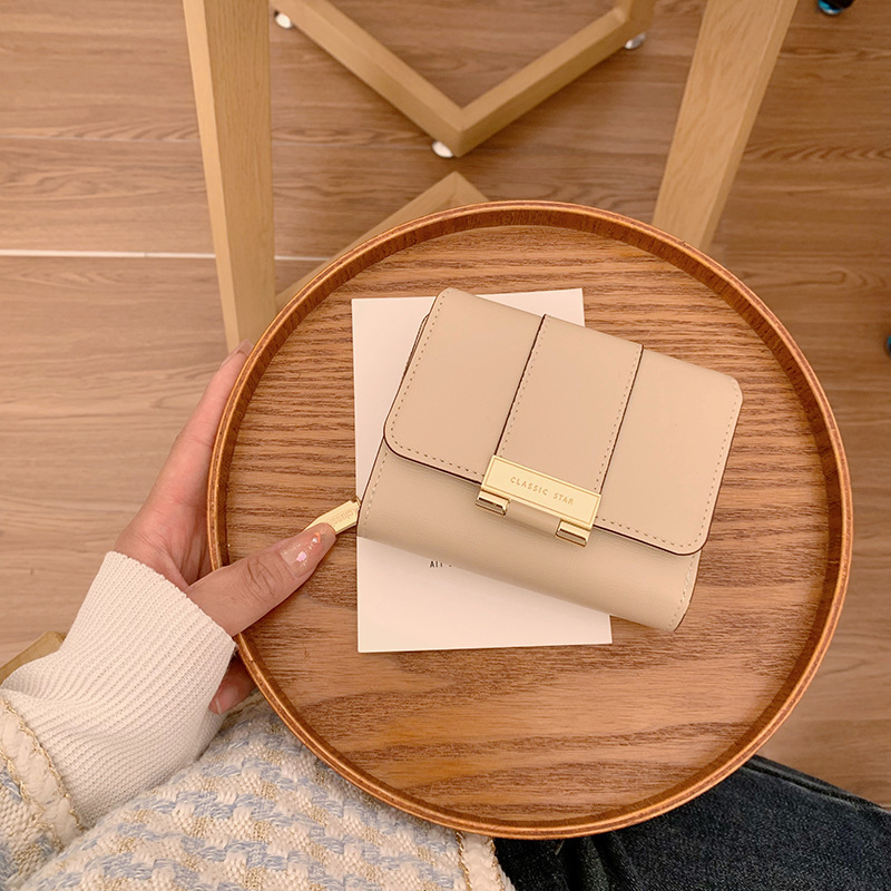 2024 Cross-border New small wallet for Women, a high-end folding Wallet with a short zipper and three-fold clutch for women details Picture