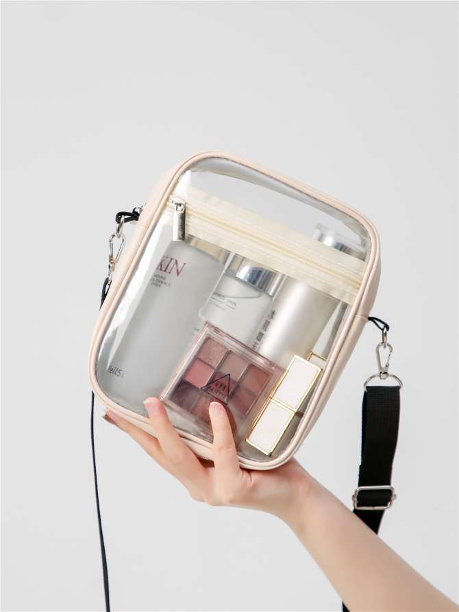 Cross-border transparent PVC single-shoulder crossbody bag, women's ins jelly bag, versatile and simple swimming bag, summer waterproof small square bag detail image 6
