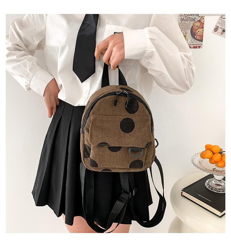 British-style cute and versatile mini single-shoulder small crossbody bag 2023 new style artistic and casual small backpack wholesale undefined