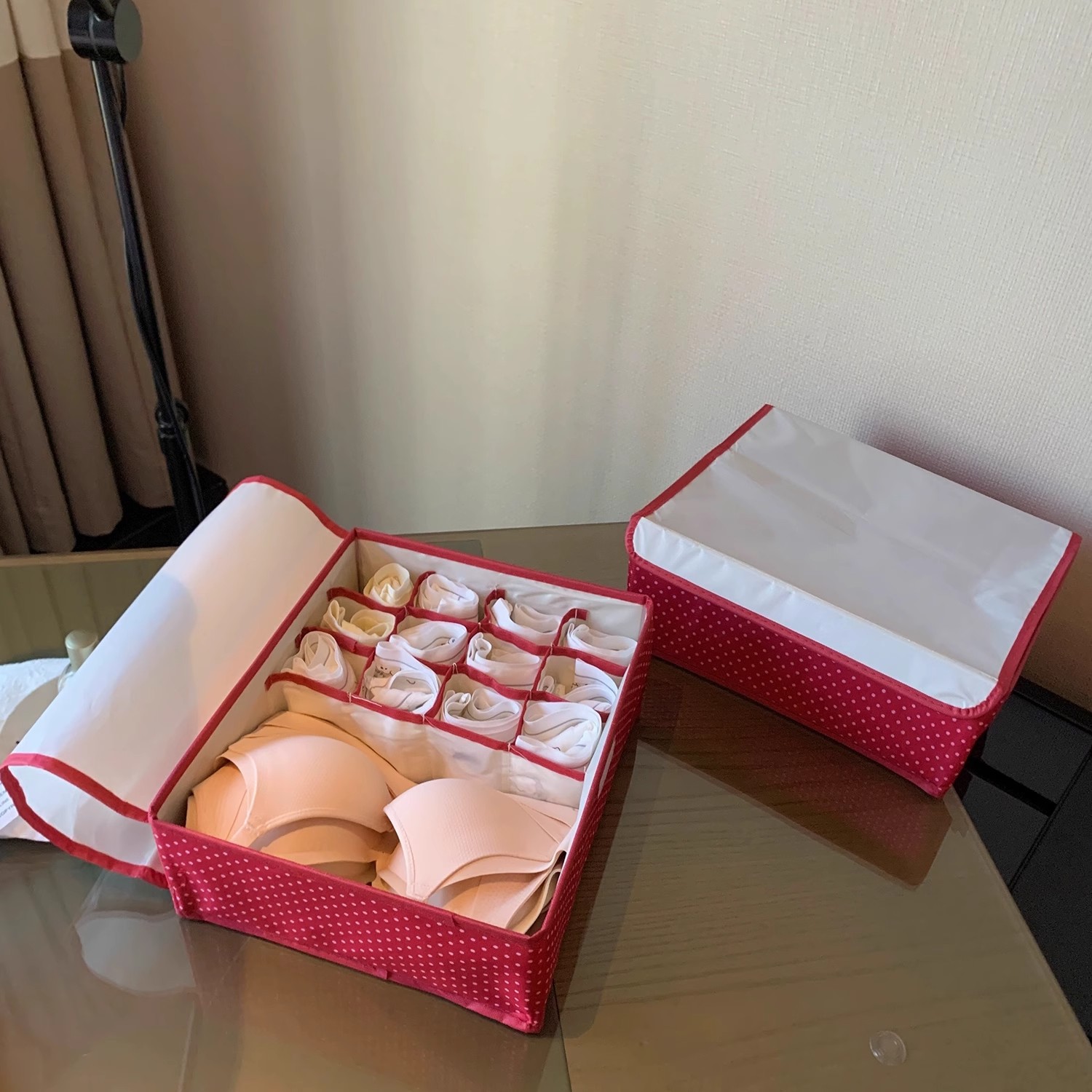 Fabric underwear storage box, bedroom wardrobe with cover dust-proof box, multi-compartment storage box for girls' dormitory clothes organization box full figure