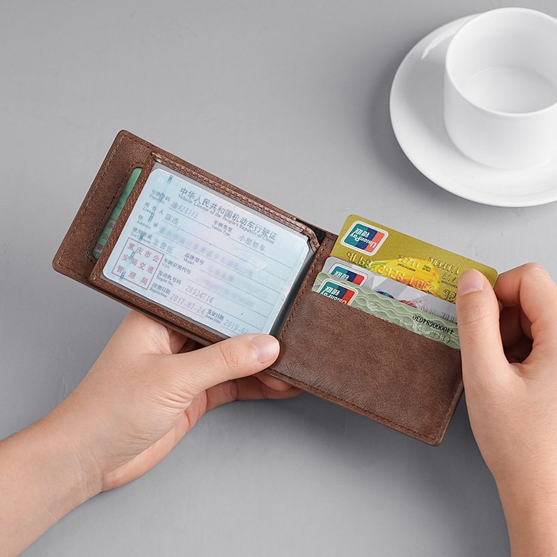 Cross-border exclusive ultra-thin high-end driver's license protection set card pack 2023 new model pu driver's license and vehicle registration certificate Application Scenario