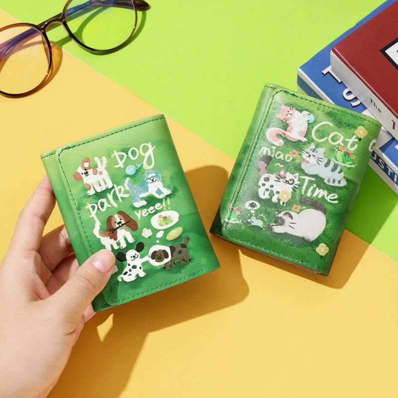 The "Spring Outing Puppy Wallet" features a compact card holder with a large capacity and multiple card slots. It is a new 2024 women's coin purse with a short wallet and is a niche men's coin purse full figure