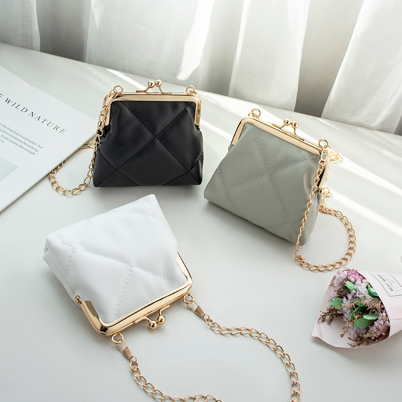 Sweet Mouth Red Envelope ladies handbag2023 Foreign Trade New Style Small Bag Wholesale Women's Makeup Storage Bag Specification drawing
