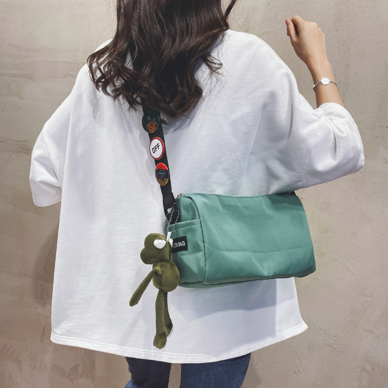 Simple, casual and versatile nylon fabric bag for women, 2022 new Japanese niche square pillow bag, student crossbody bag Specification drawing