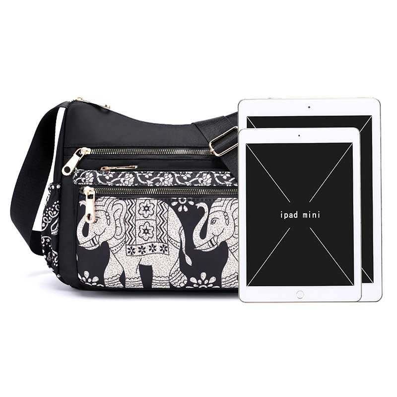 New fashionable and trendy single-shoulder bag, large-capacity daily versatile crossbody bag, women's nylon casual printed women's bag wholesale Item Picture