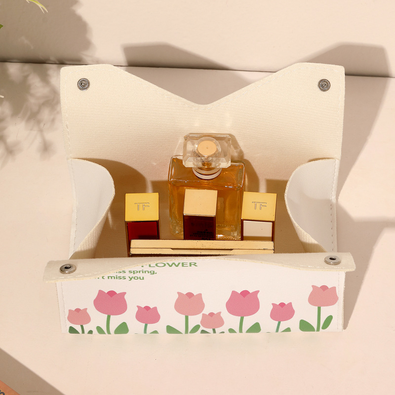 ins Cute duck paper tissue box, home living room car decoration, tissue box, napkin storage case, bathroom toilet roll details Picture