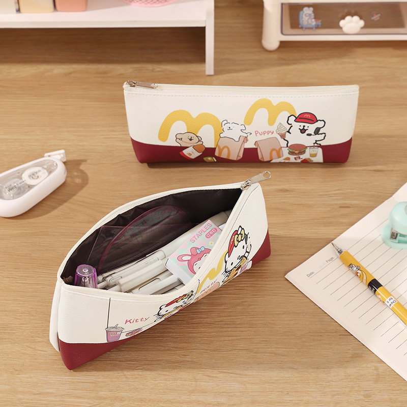 The exam pencil case is a simple and ins-style niche stationery box that can print logos. It is a solid-color stationery bag and a small and portable pencil case Application Scenario