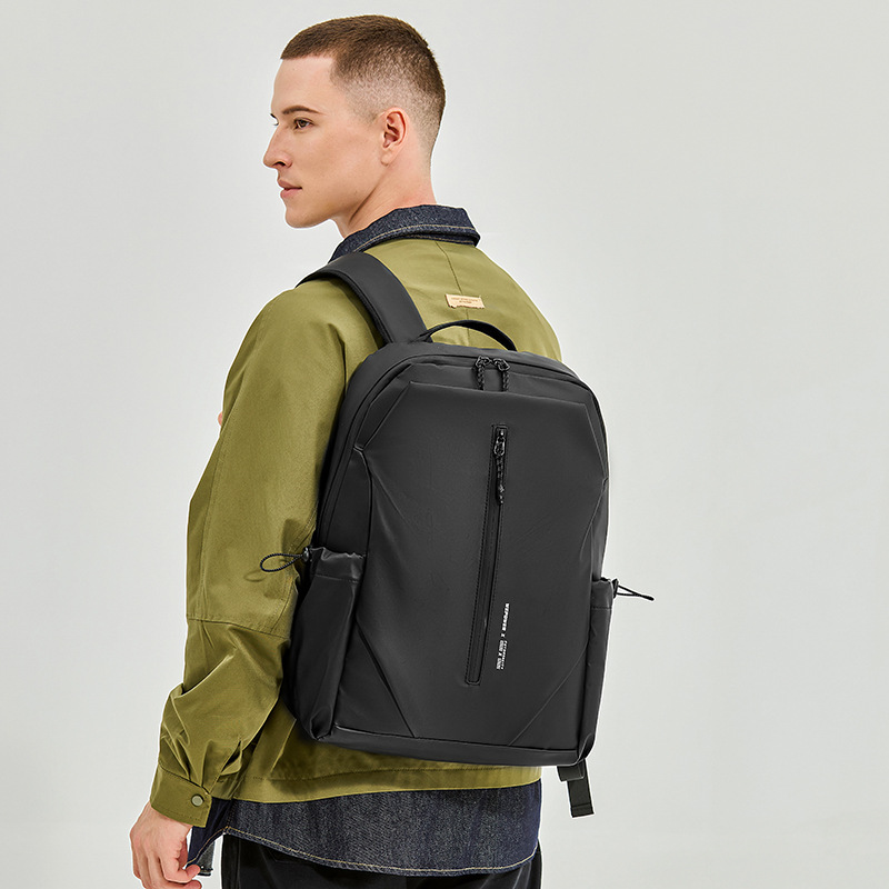 The new WEPOWER men's backpack is a versatile and trendy 16-inch computer bag for commuting and a simple business backpack details Picture