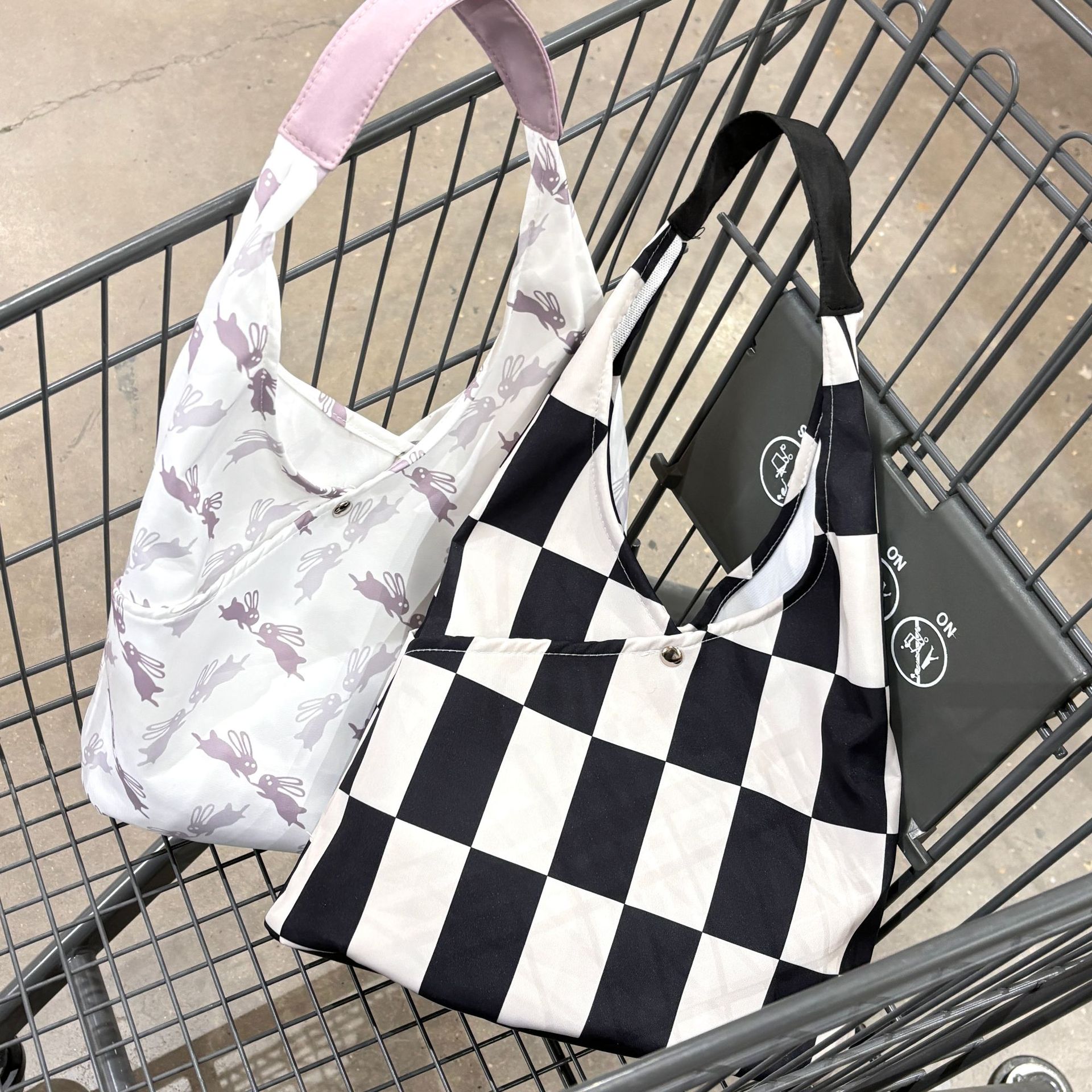 Niche printed ins high-end canvas bag, versatile women's shoulder bag, underarm bag, large-capacity tote bag for summer full figure